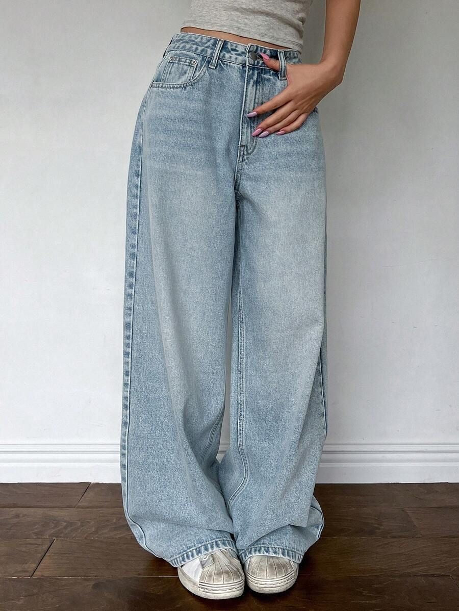 LIGHT BLUE WASH DENIM