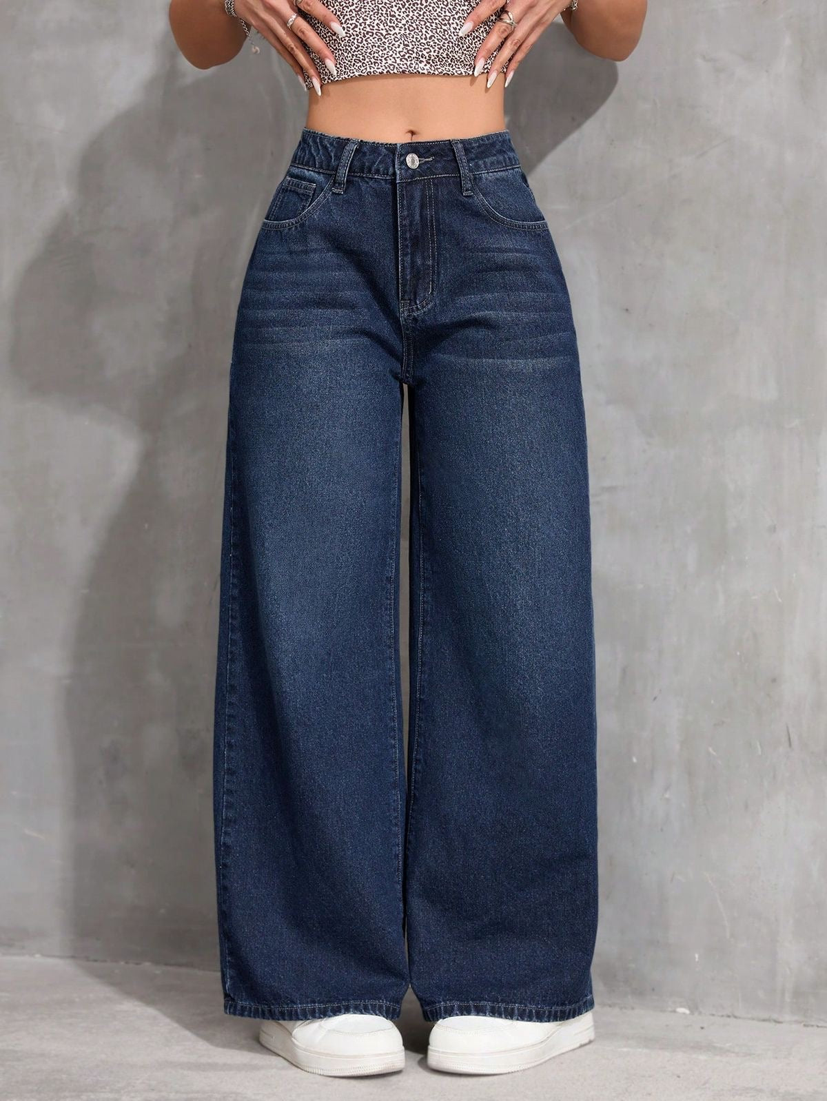 NAVY BLUE WASH DENIM